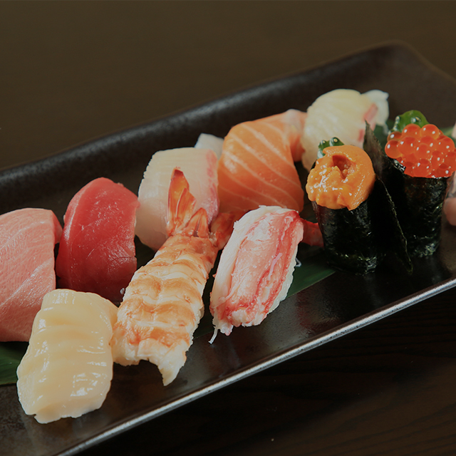 鮨 割烹 お多福 飛騨 高山で日本海の鮮魚と高山の地酒を堪能